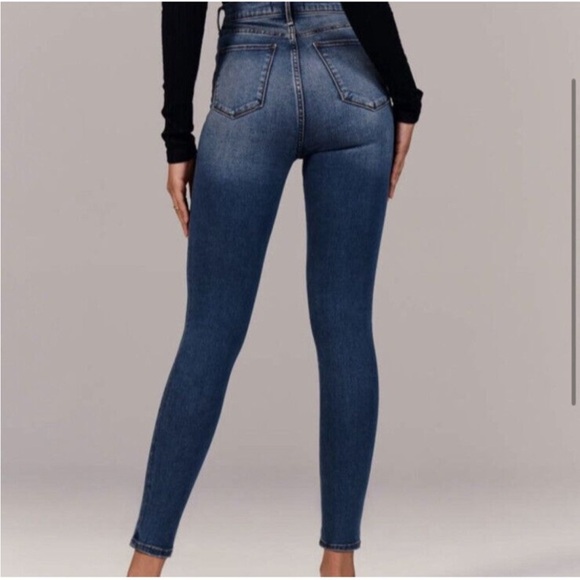Abercrombie & Fitch Ultra High Rise Super Skinny Ankle Jeans 2/26 - Picture 2 of 6